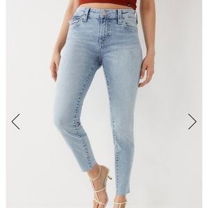 True religion curvy mid rise Capri sz 28